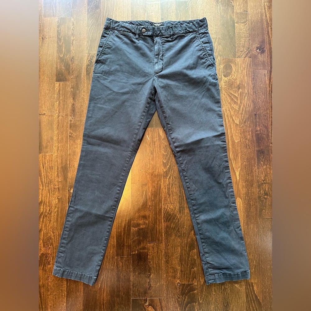 Todd Snyder Slim Fit Tab Front Stretch Chino (34W/32L - Navy)